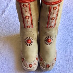 tory burch moccasin boots